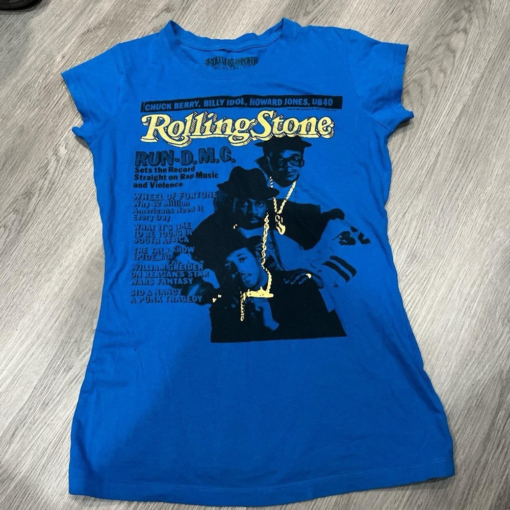 Rolling Stone Run-D.M.C. Top Color blue 
Size Large